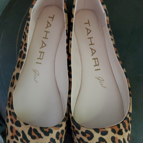 Tahari Shoes - Tahari Girl Orlean Leopard Print Flats
